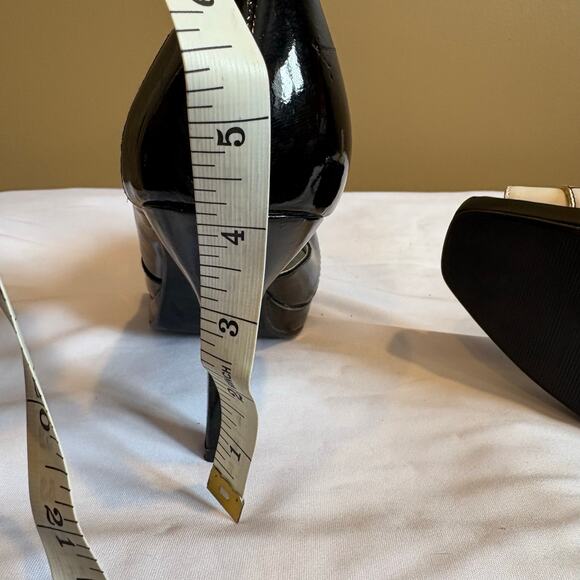 Spring Black and White Heels Open Toe Size 7.5 - Picture 7 of 7